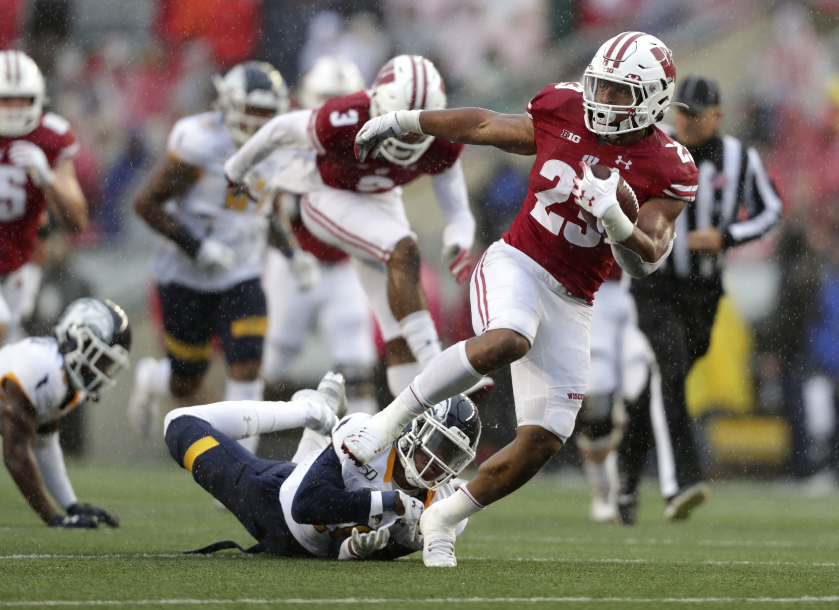 Badgers 48, Golden Flashes 0